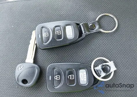 2018 Hyundai Elantra Sel z USA, uszkodzony, nr VIN 5NPD84LF9JH331987